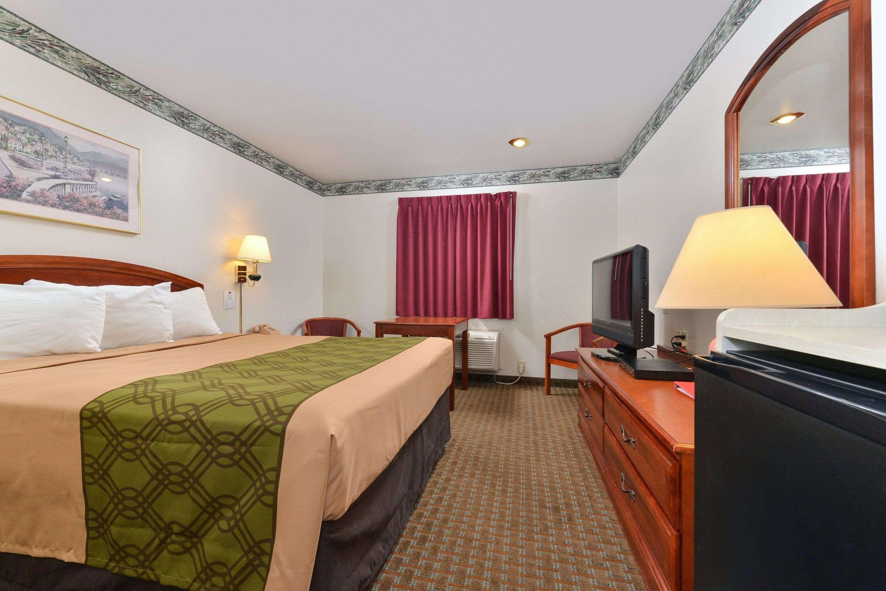 Econo Lodge Inn & Suites Corning Dış mekan fotoğraf