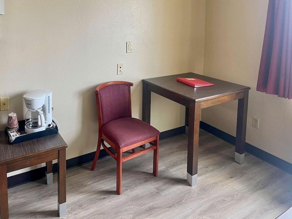 Econo Lodge Inn & Suites Corning Dış mekan fotoğraf